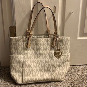 Michael Kors Tote